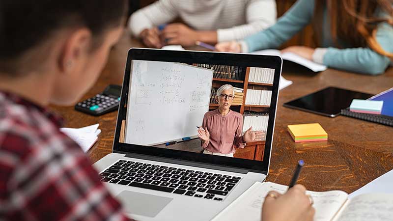 https://staging-luminafoundation-staging.kinsta.cloud/wp-content/uploads/2020/05/online-learning.jpg