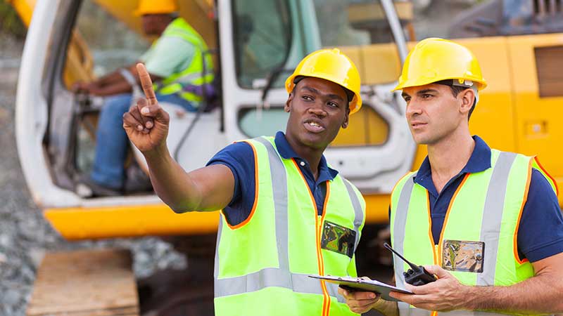 https://staging-luminafoundation-staging.kinsta.cloud/wp-content/uploads/2022/01/road-workers-michaeljung.jpg